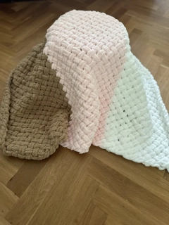 Puffy deka - bílo-růžovo-hnědá